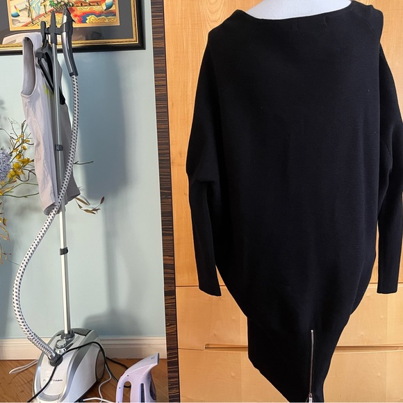 Dress/top with the zipper on the back - Picture 2 of 3